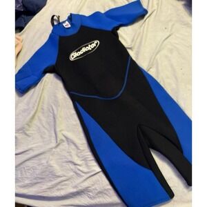 Gladiator Brand Black & Blue Youth Shorty Wetsuit, Size 12